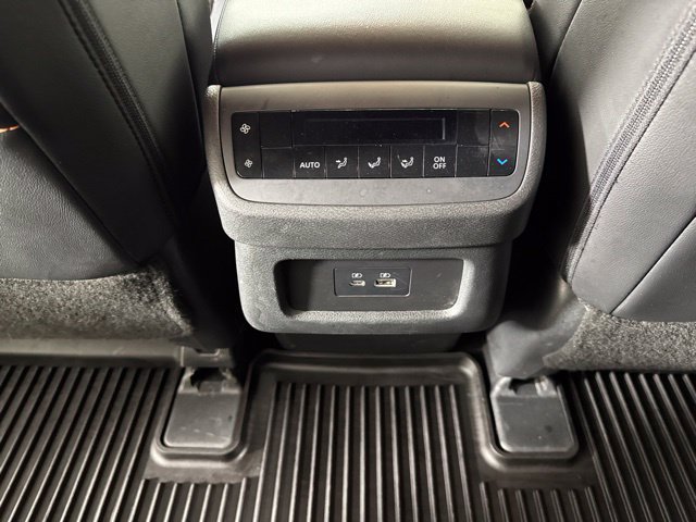 Used 2024 Nissan Pathfinder Rock Creek AWD/4WD image 13