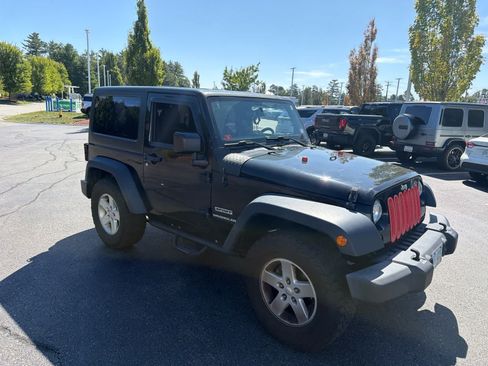 Used 2017 Jeep Wrangler Sport w/ Quick Order Package 24S AWD/4WD image 5