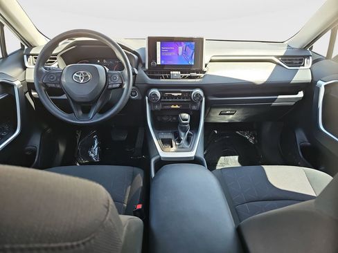 Certified 2025 Toyota RAV4 XLE FWD image 18