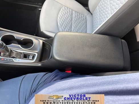 Used 2021 Chevrolet Equinox LS w/ LS Convenience Package image 25