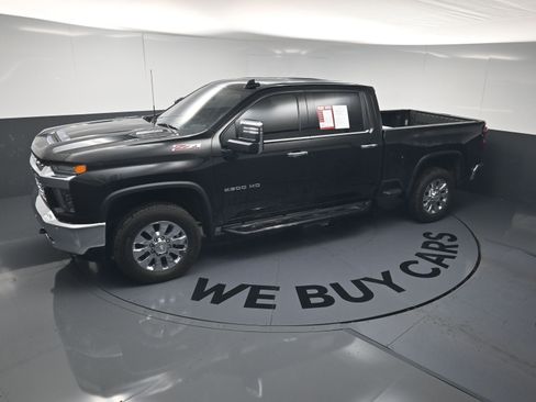 Used 2022 Chevrolet Silverado 2500 LTZ w/ LTZ Convenience Package AWD/4WD image 12