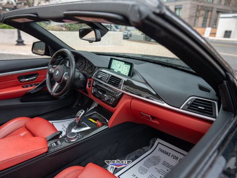 Used 2018 BMW 430i Convertible image 16
