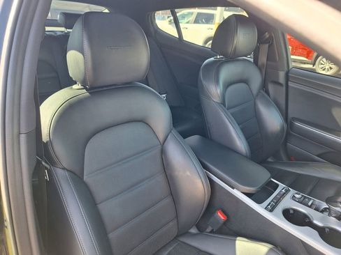 Used 2019 Kia Stinger GT2 image 28