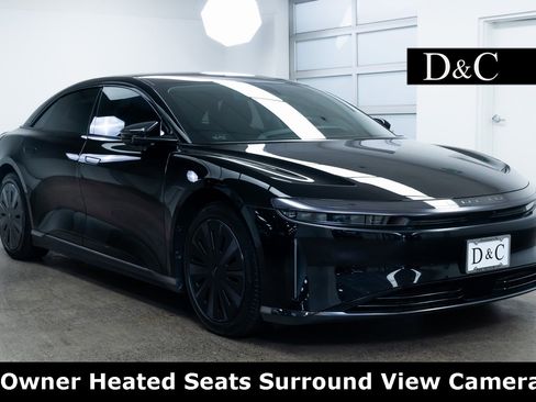 Used 2025 Lucid Air Touring image 1