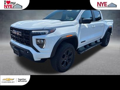 Used 2024 GMC Canyon Elevation w/ Convenience Package