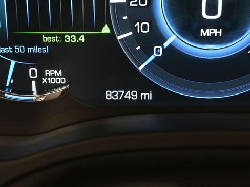 Used 2020 Cadillac Escalade Premium Luxury AWD/4WD image 16