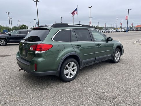 Used 2014 Subaru Outback 2.5i Premium w/ Accessory Value Package (OYW) AWD/4WD image 4