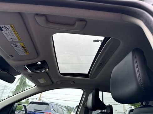 Used 2023 Kia Niro FWD image 27