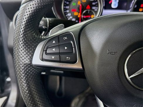 Used 2018 Mercedes-Benz SLC 43 AMG image 10