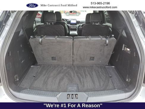 Used 2020 Ford Explorer XLT w/ Equipment Group 202A image 27