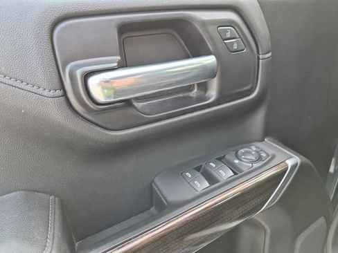 Used 2021 Chevrolet Silverado 1500 LT AWD/4WD image 10