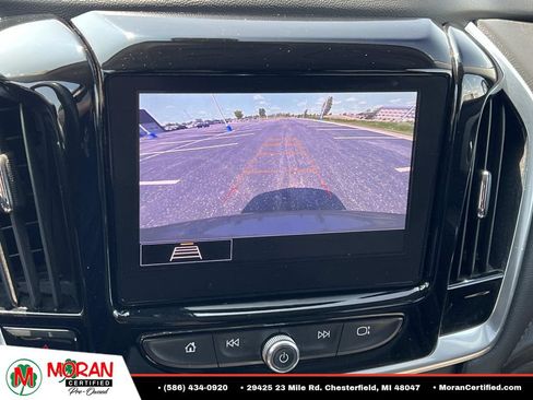 Used 2020 Chevrolet Traverse LT FWD image 21