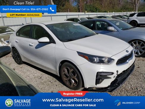 Used 2019 Kia Forte LXS FWD image 5
