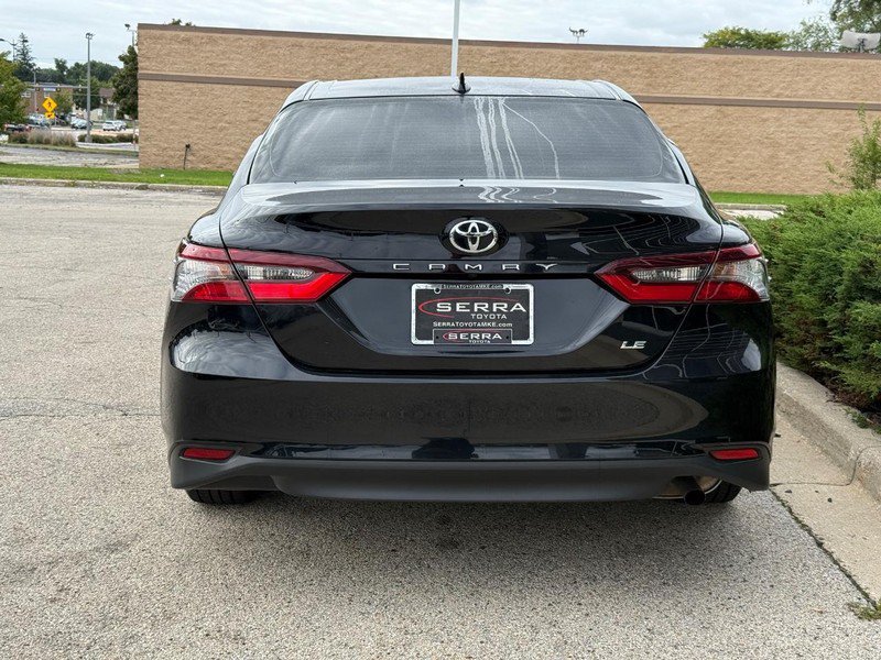 Used 2024 Toyota Camry LE FWD image 4