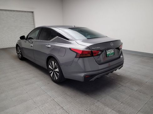 Used 2019 Nissan Altima 2.5 SL FWD image 5