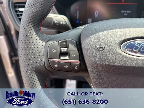 Used 2024 Ford Escape ST-Line w/ Tech Pack #1 AWD/4WD image 23