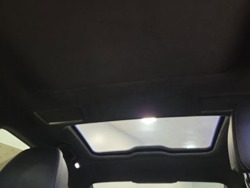 Used 2017 BMW 750i xDrive image 13