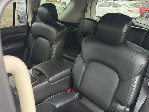 Used 2021 INFINITI QX80 Luxe w/ All-Season Package AWD/4WD image 32