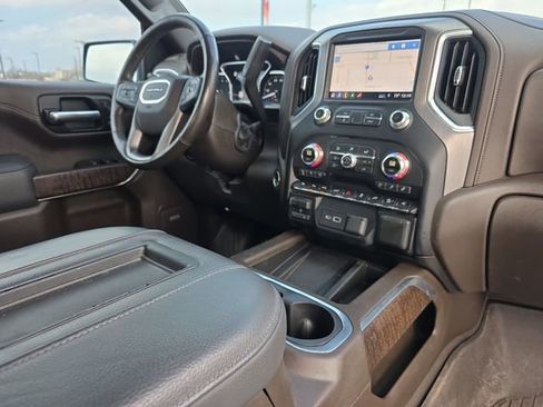 Used 2019 GMC Sierra 1500 Denali w/ Technology Package image 17