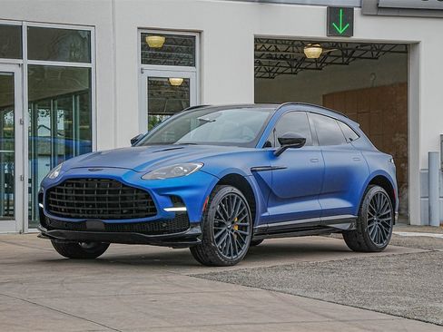 Used 2023 Aston Martin DBX 707 image 10