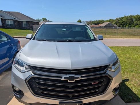 Used 2020 Chevrolet Traverse RS image 6
