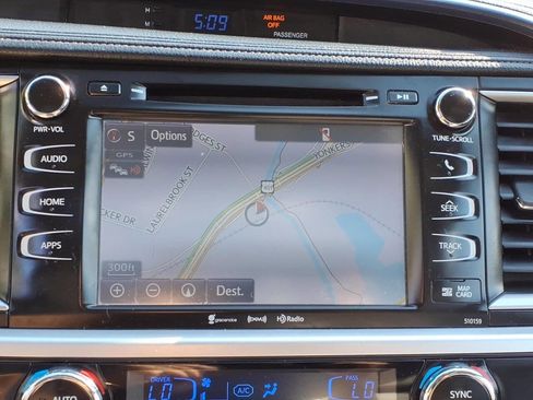 Used 2016 Toyota Highlander XLE FWD image 20