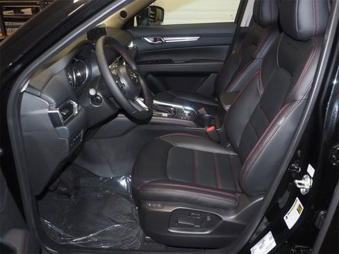 New 2025 MAZDA CX-5 Carbon Edition image 3