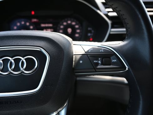Used 2020 Audi Q3 2.0T Premium Plus w/ Premium Plus Package AWD/4WD image 57