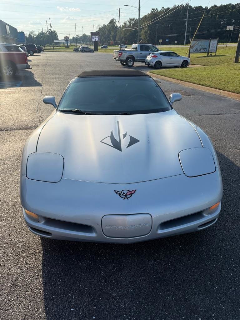 Used 1998 Chevrolet Corvette Convertible w/ Memory Pkg RWD image 4