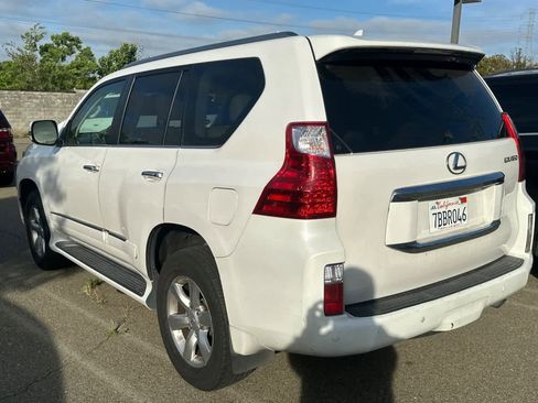 Used 2013 Lexus GX 460 w/ Convenience Pkg AWD/4WD image 4