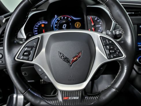 Used 2016 Chevrolet Corvette Z06 w/ 3LZ Preferred Equipment Group RWD image 27