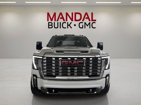 Used 2024 GMC Sierra 3500 Denali w/ Denali Reserve Package image 3