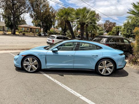 Used 2021 Porsche Taycan RWD image 14