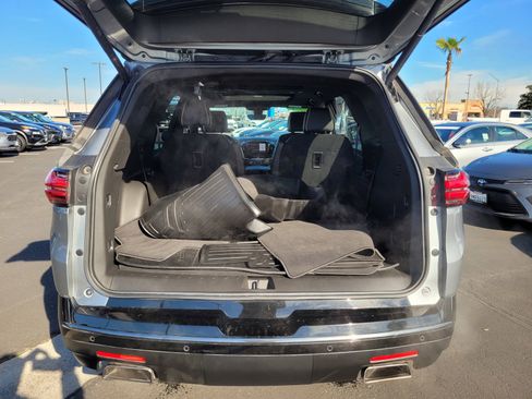 Used 2023 Chevrolet Traverse Premier w/ Redline Edition image 27