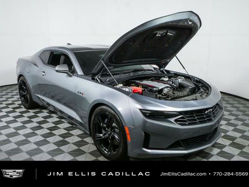 Used 2021 Chevrolet Camaro LT RWD image 29