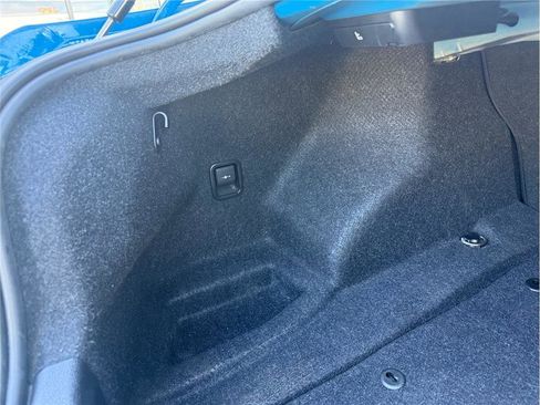 Used 2017 BMW M2 image 41