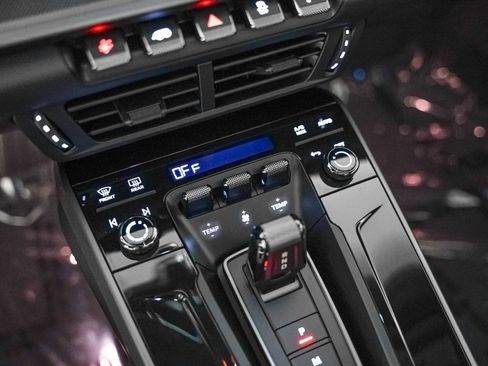 New 2026 Porsche 911 Carrera image 23