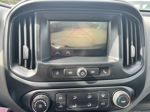 Used 2017 Chevrolet Colorado W/T w/ WT Convenience Package AWD/4WD image 21