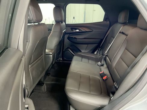 Used 2024 Chevrolet TrailBlazer RS AWD/4WD image 22