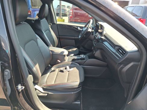 Used 2023 Ford Escape ST-Line AWD/4WD image 18
