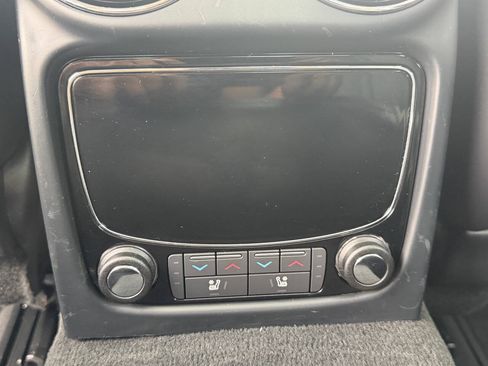 Used 2016 Jaguar XJ R-Sport RWD image 9