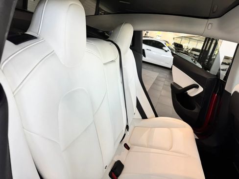 Used 2018 Tesla Model 3 Long Range AWD/4WD image 16