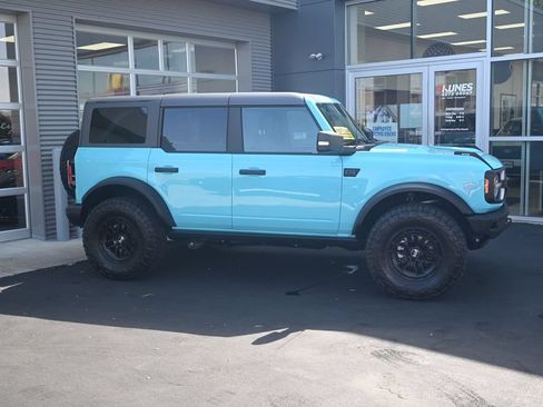 New 2025 Ford Bronco Badlands AWD/4WD image 6