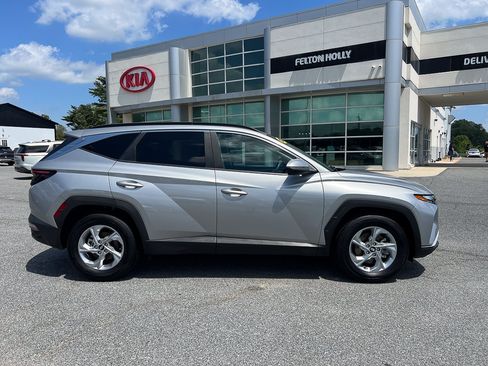 Used 2023 Hyundai Tucson SEL FWD image 9
