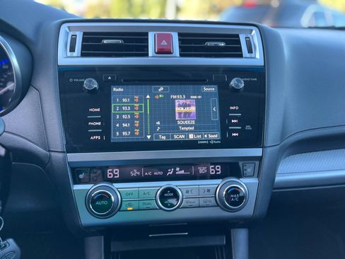 Used 2015 Subaru Outback 2.5i Premium AWD/4WD image 21
