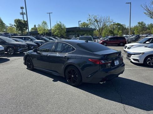 Used 2026 Toyota Camry SE image 5