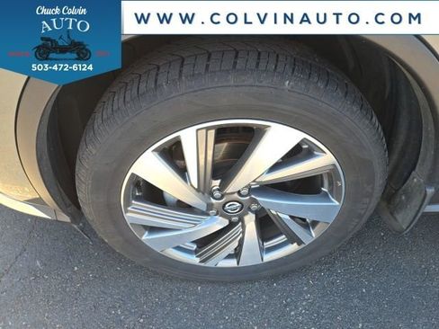 Used 2019 Nissan Murano SL AWD/4WD image 3