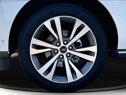 Used 2020 Ford Expedition Limited w/ Equipment Group 302A AWD/4WD image 35
