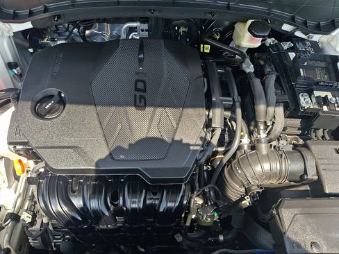 Certified 2025 Hyundai Santa Cruz SE AWD/4WD image 28