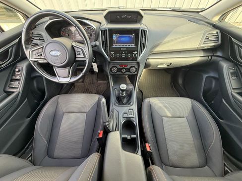 Used 2018 Subaru Crosstrek 2.0i Premium image 11
